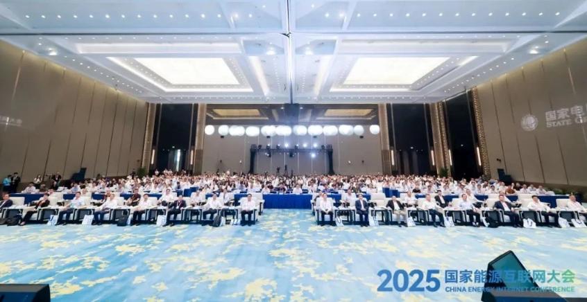 施耐德電氣：人工智能深化協(xié)同，開啟能源“數(shù)字覺醒”新時代