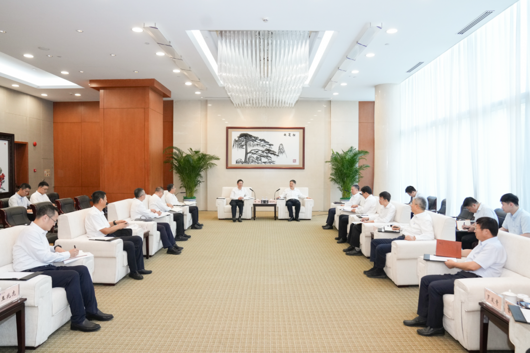 溫樞剛張文峰會見哈電集團(tuán)董事長黃偉、總經(jīng)理劉清勇